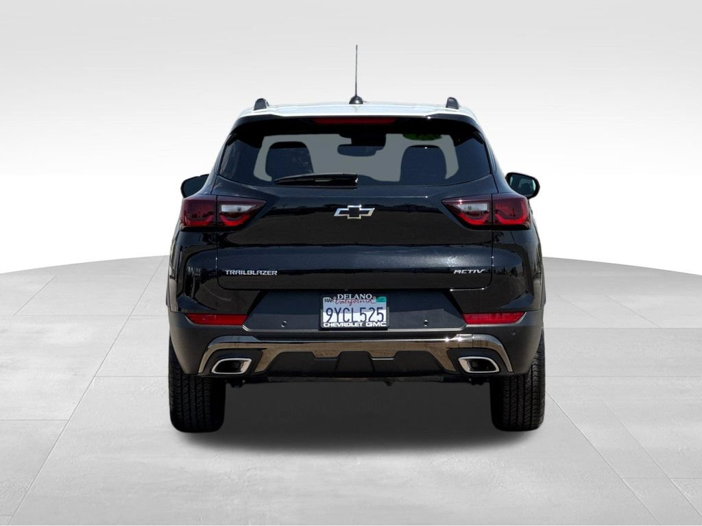 Used 2025 Chevrolet TrailBlazer ACTIV w/ Convenience Package FWD image 4