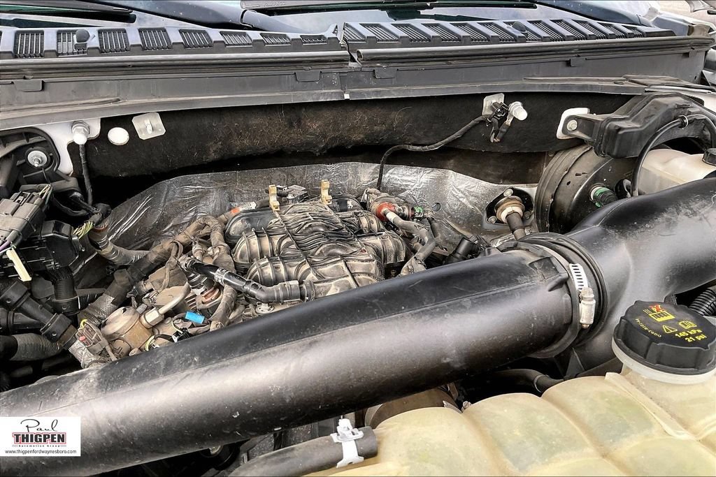 Used 2019 Ford Expedition Limited w/ Equipment Group 302A AWD/4WD image 31