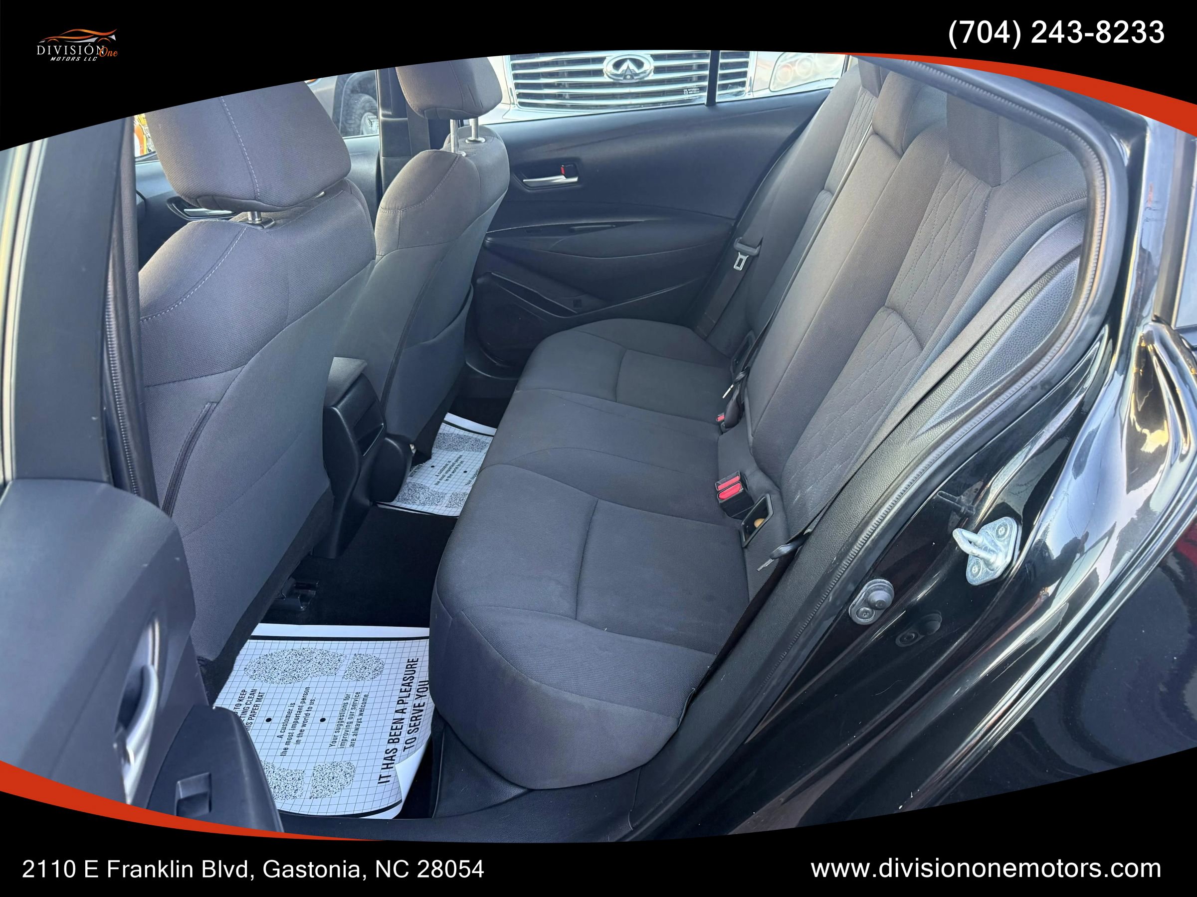 Used 2020 Toyota Corolla LE image 14