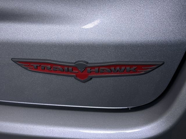 Used 2024 Jeep Compass Trailhawk image 33