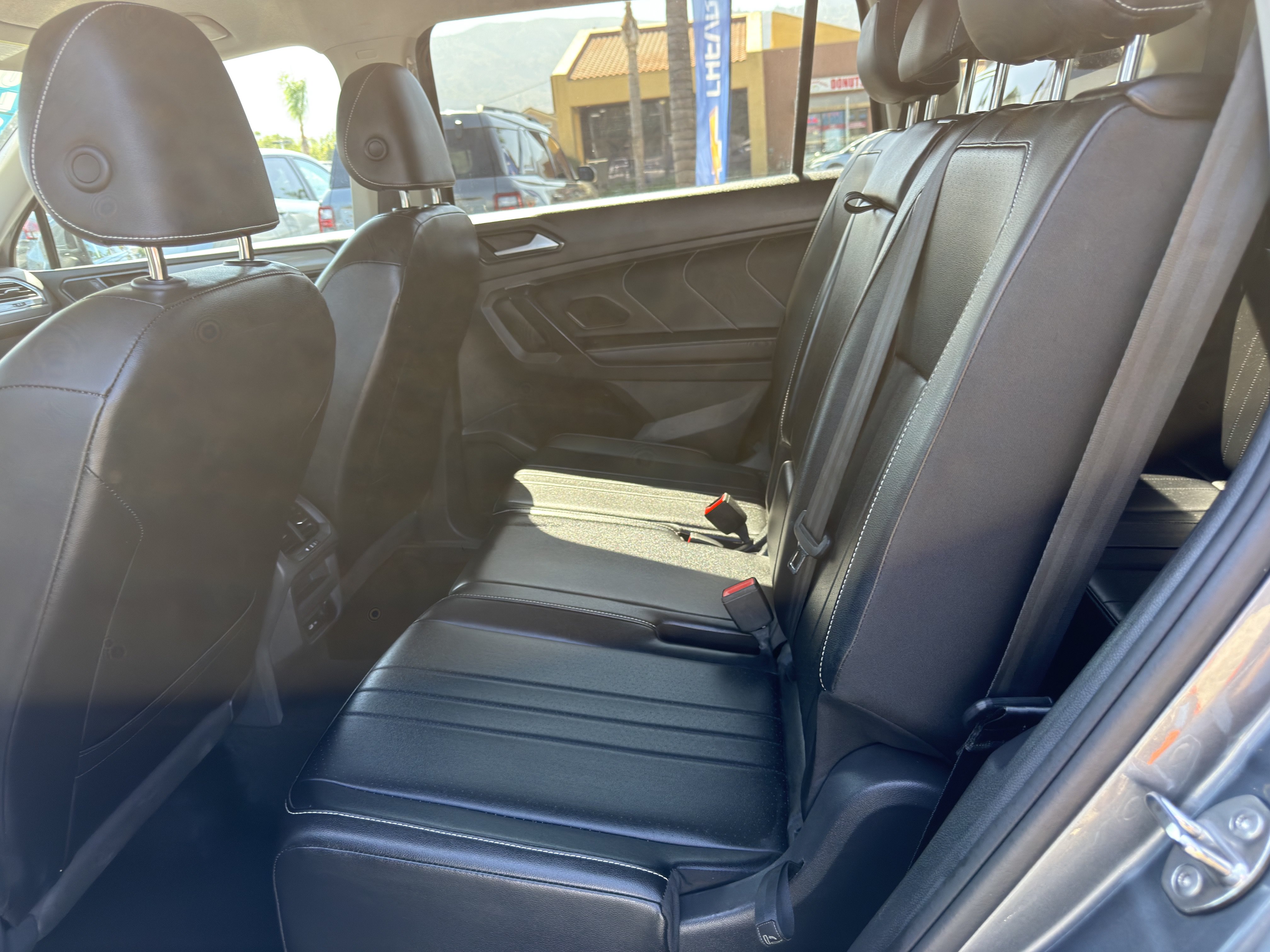 Used 2024 Volkswagen Tiguan SE FWD image 20