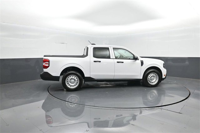 New 2025 Ford Maverick XL image 8