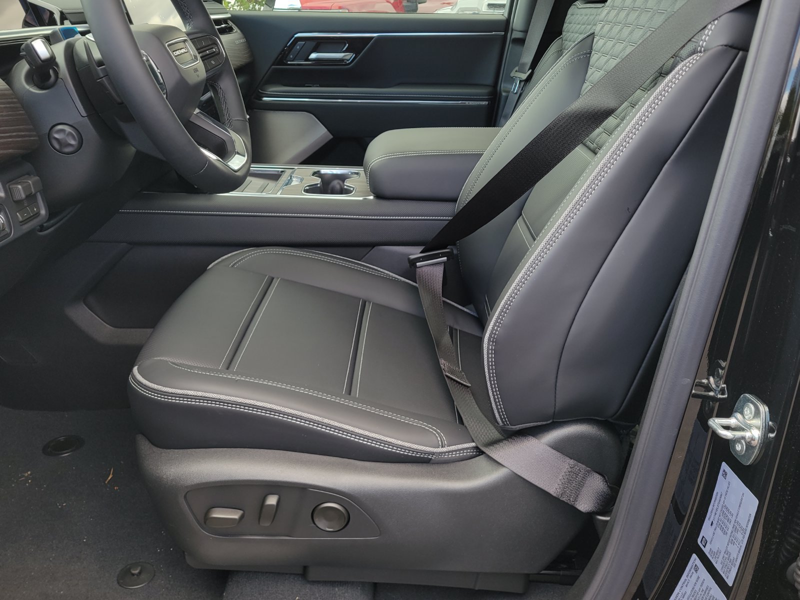 New 2026 GMC Sierra EV Denali AWD/4WD image 9