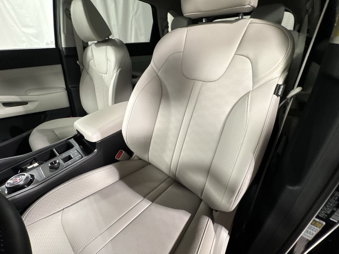 New 2026 Kia Sorento EX w/ EX Premium Package AWD/4WD image 18