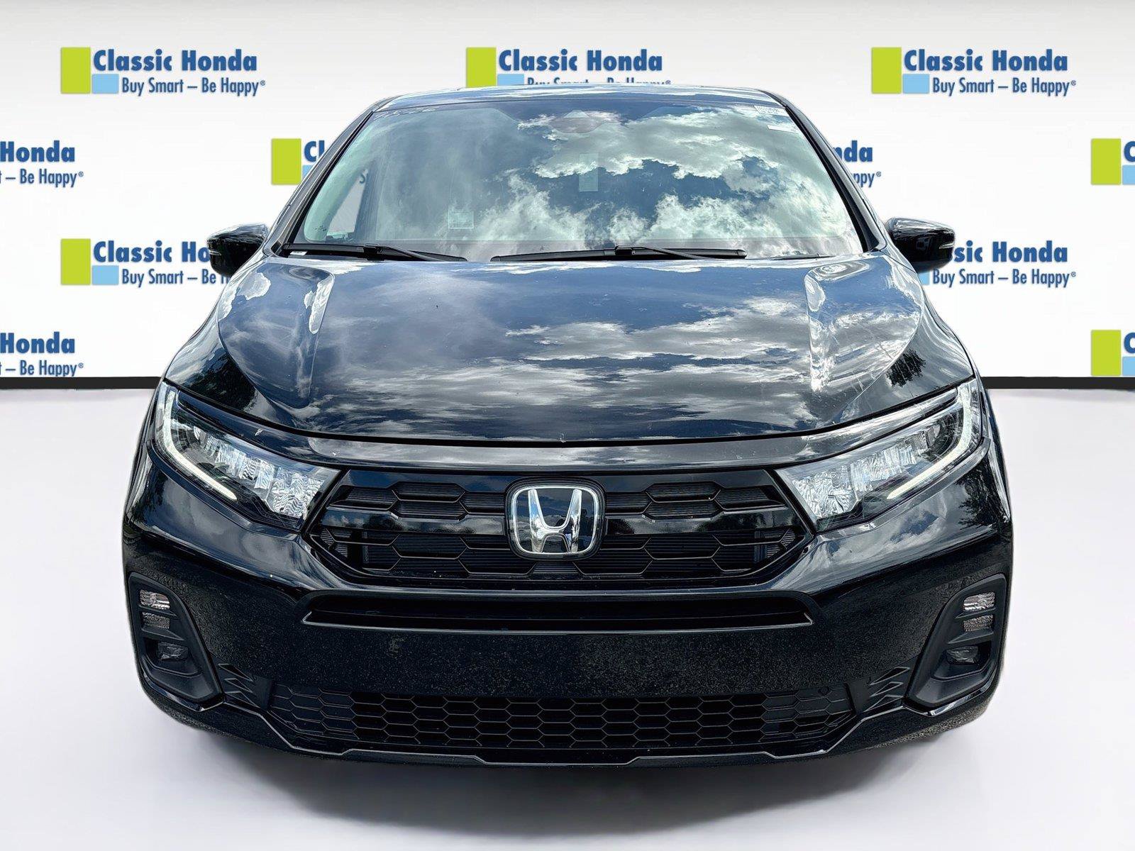 New 2027 Honda Odyssey Touring image 2