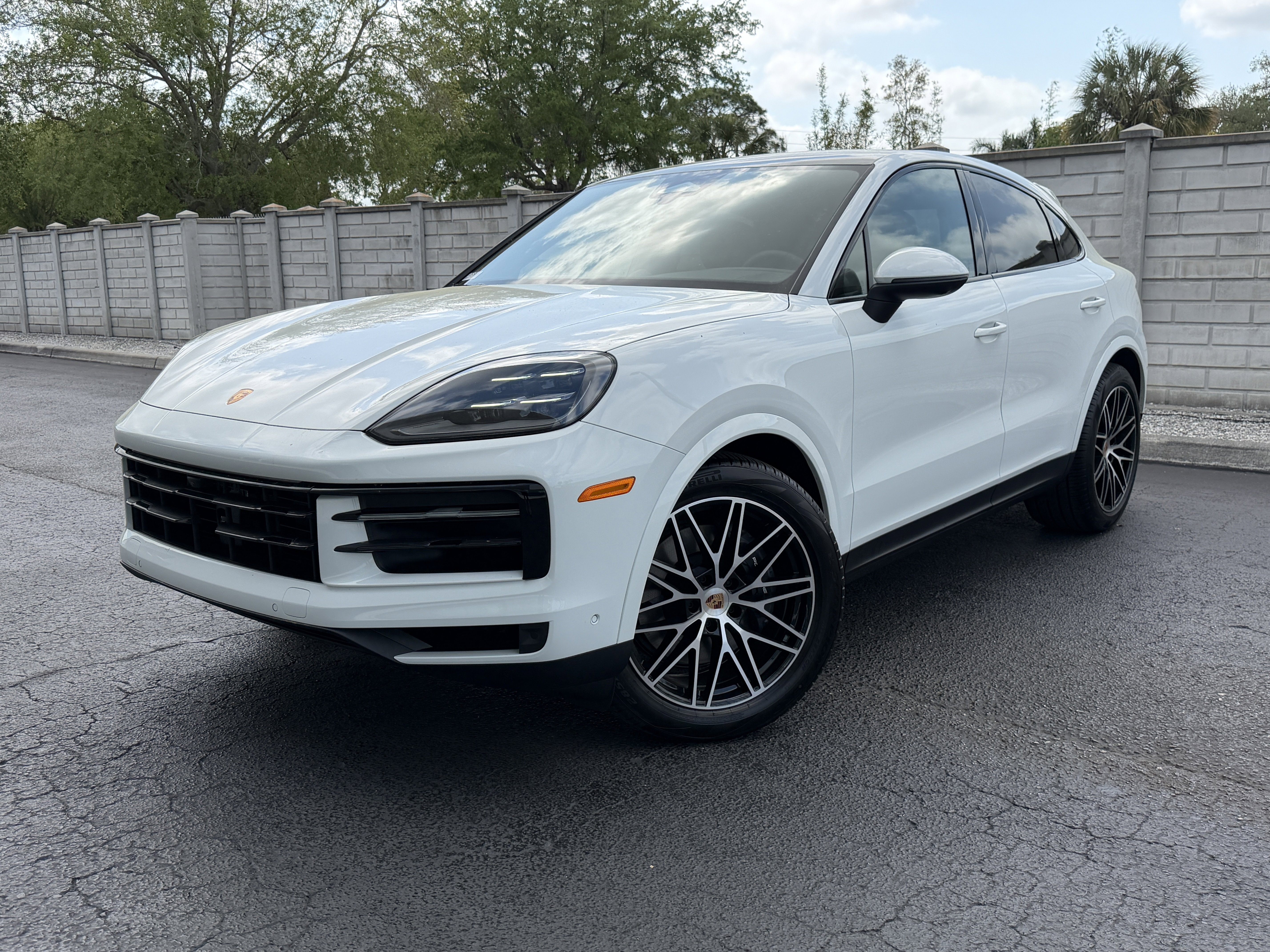 New 2026 Porsche Cayenne Coupe image 1