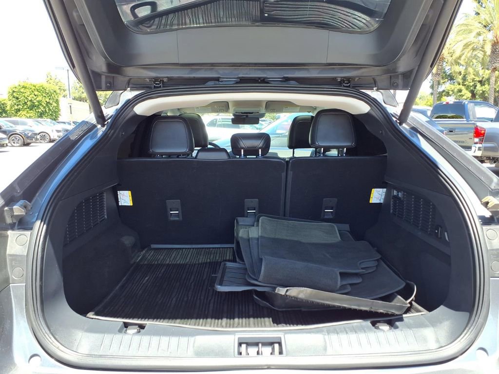 Used 2021 Ford Mustang Mach-E Premium RWD image 24