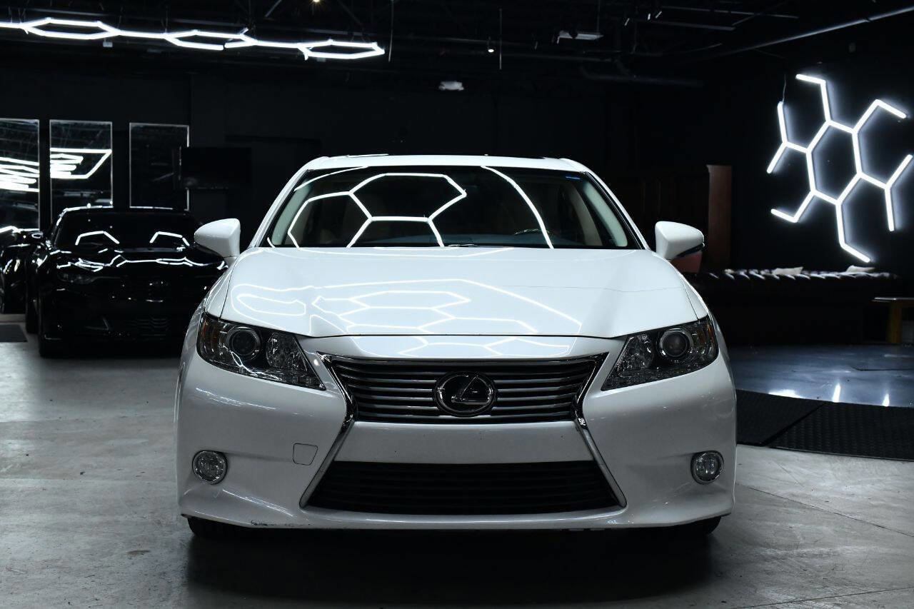 Used 2015 Lexus ES 350 w/ Premium Package image 5