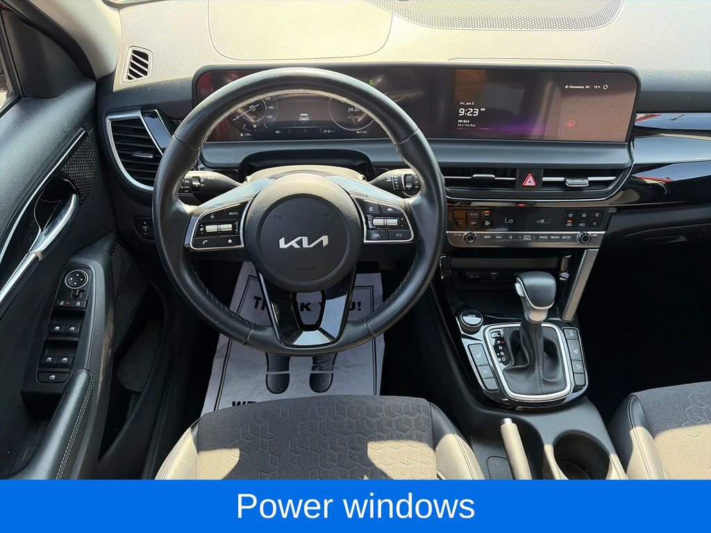 Used 2024 Kia Seltos S AWD/4WD image 12