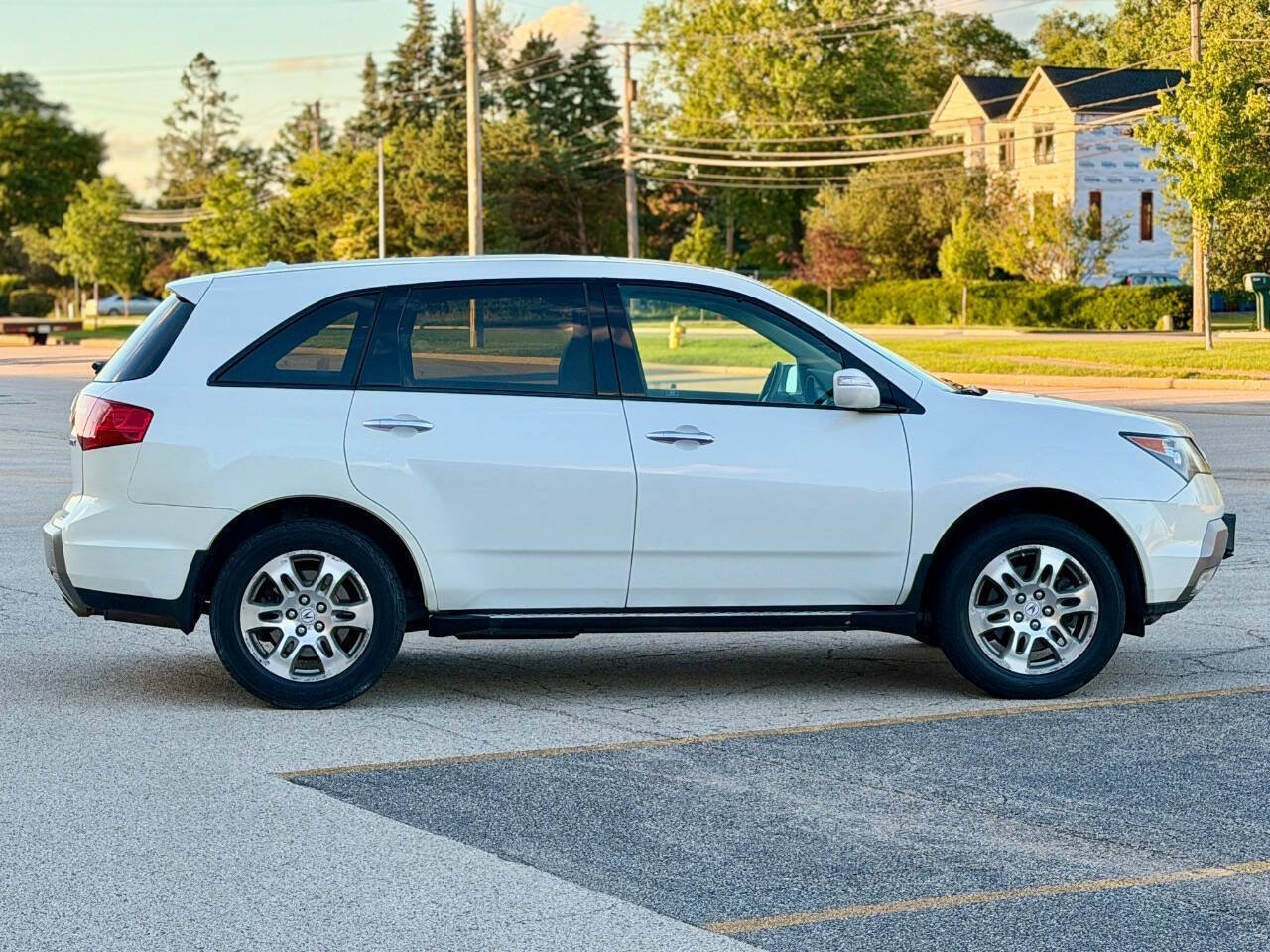 Used 2008 Acura MDX w/ Technology & Entertainment AWD/4WD image 4