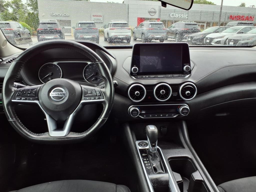 Used 2021 Nissan Sentra SV w/ Trunk Package image 10