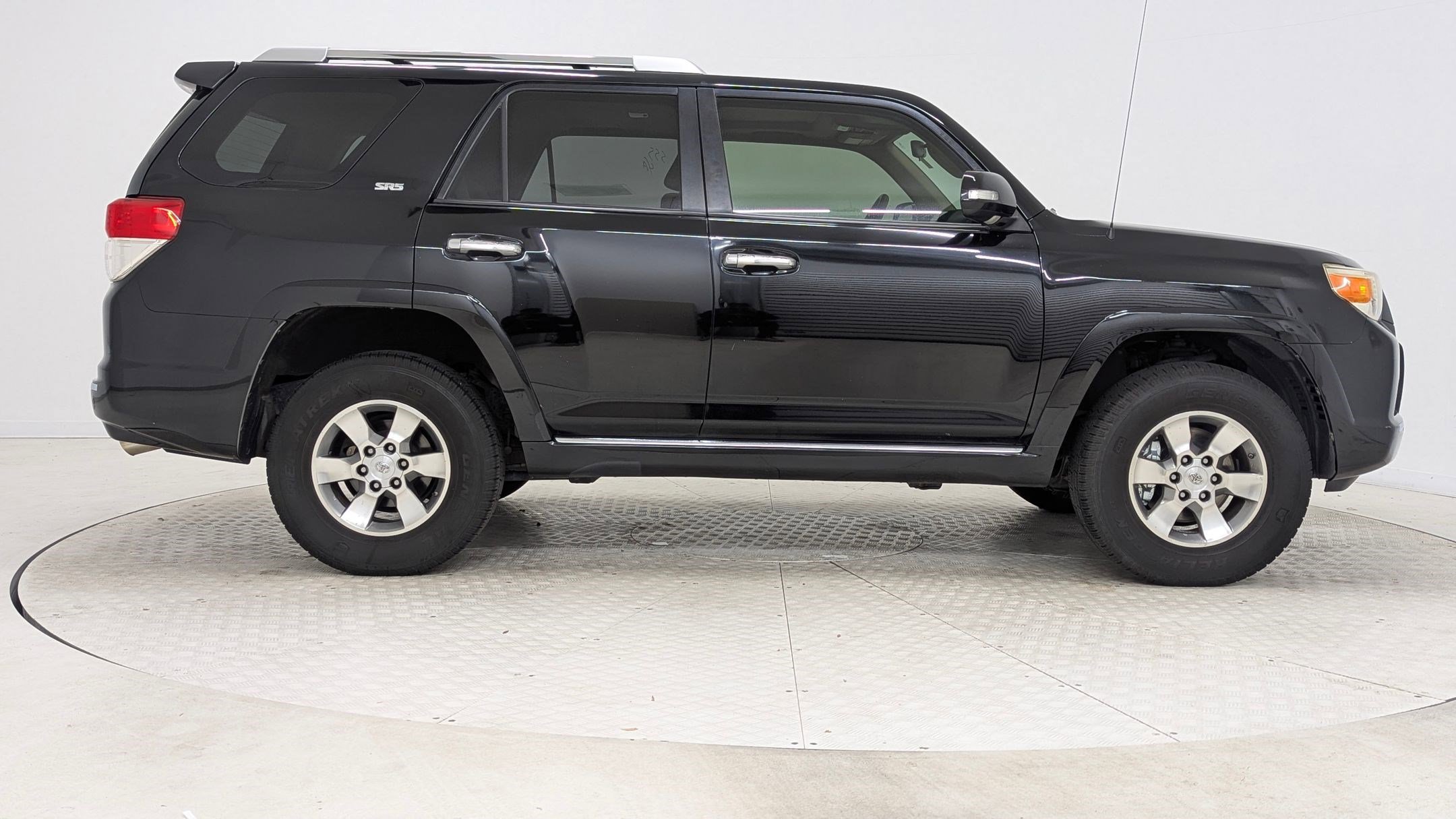 Used 2010 Toyota 4Runner SR5 image 8