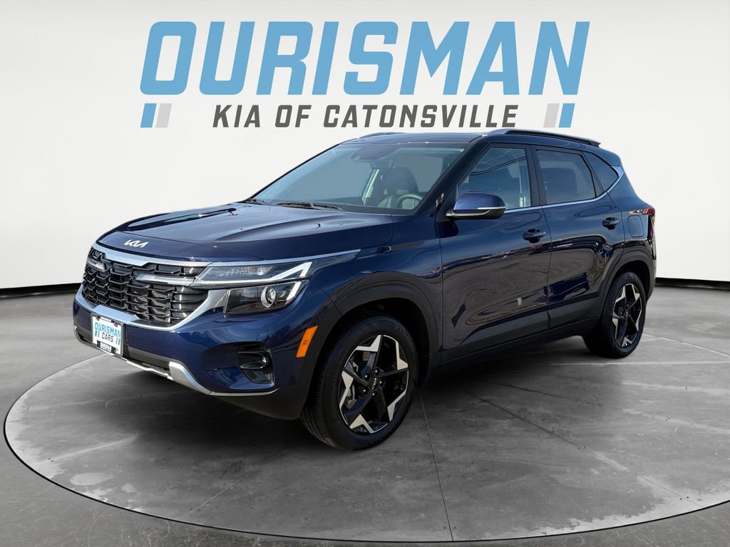 Used 2024 Kia Seltos EX image 2