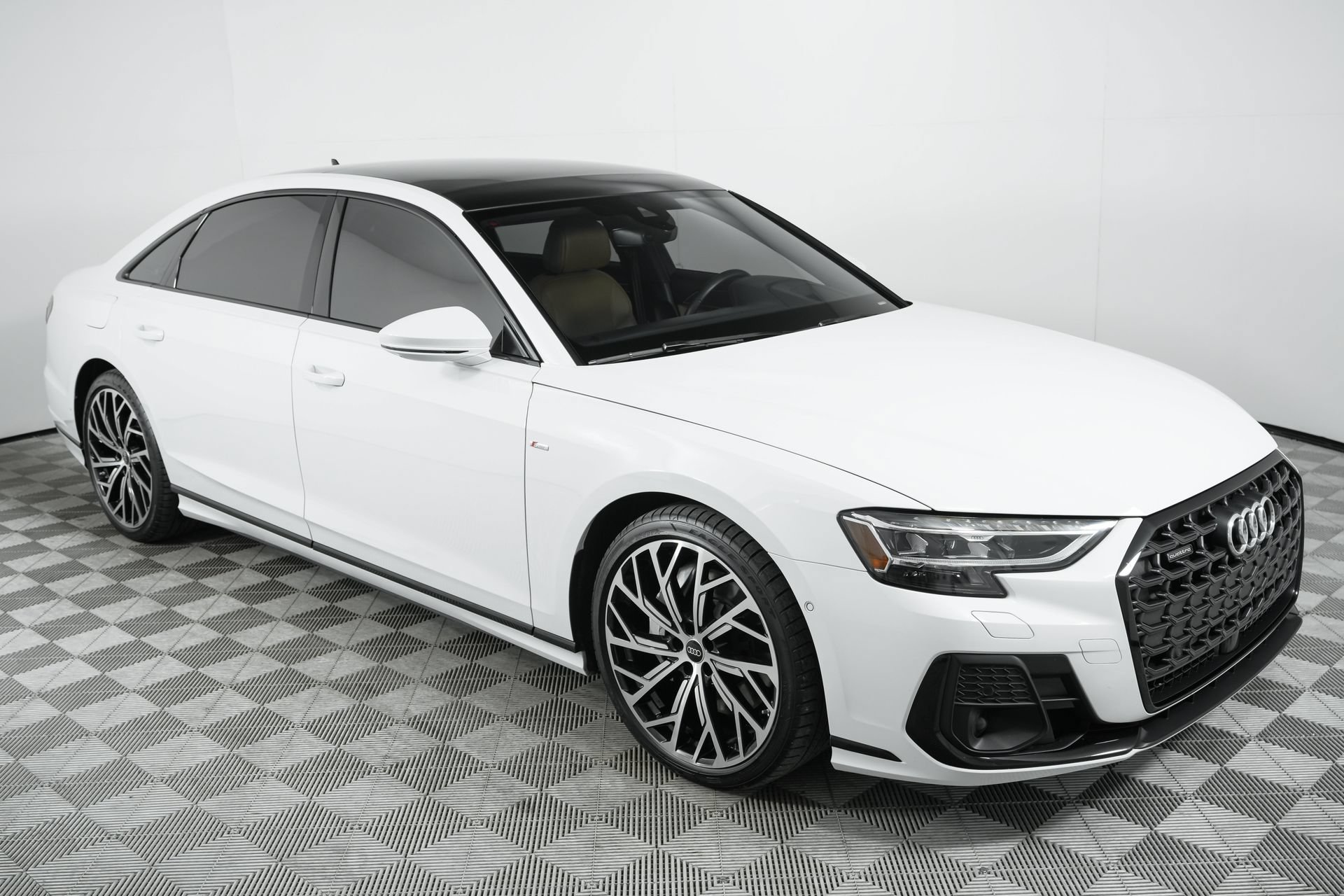 Used 2023 Audi A8 L 3.0T w/ Luxury Package AWD/4WD image 58