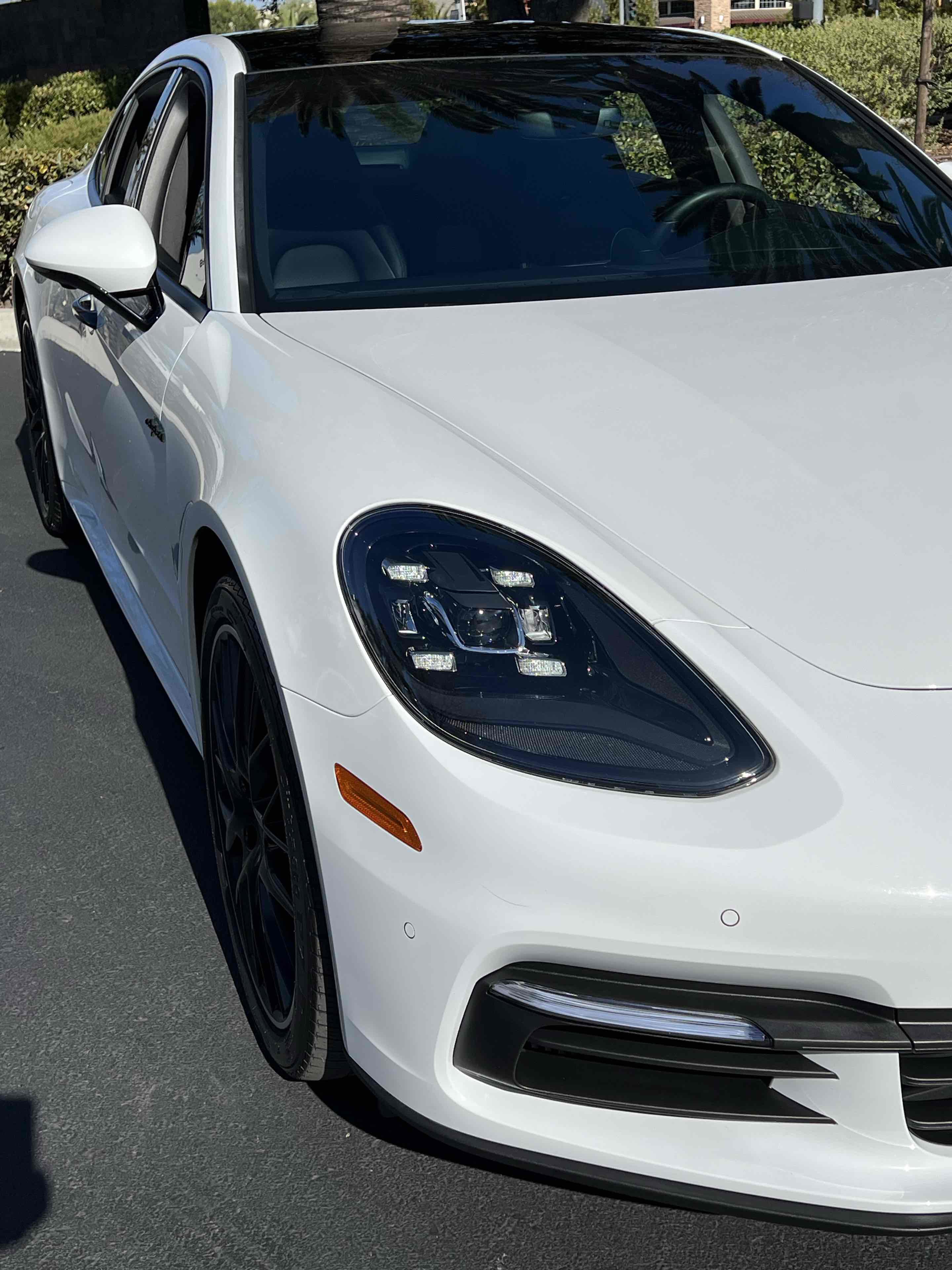 Used 2020 Porsche Panamera 4 image 51