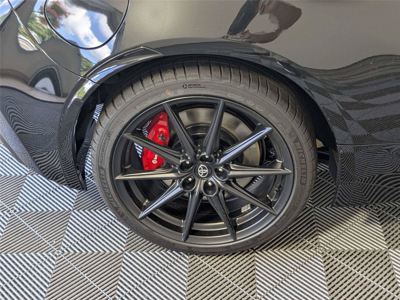 New 2026 Toyota GR86 Premium RWD image 9