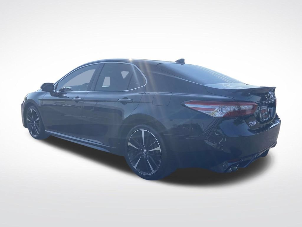 Used 2018 Toyota Camry XSE w/ Audio Package FWD image 4