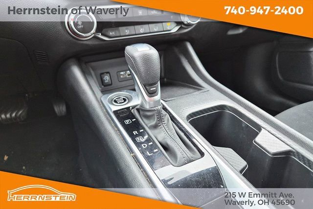Used 2024 Nissan Sentra SV image 11