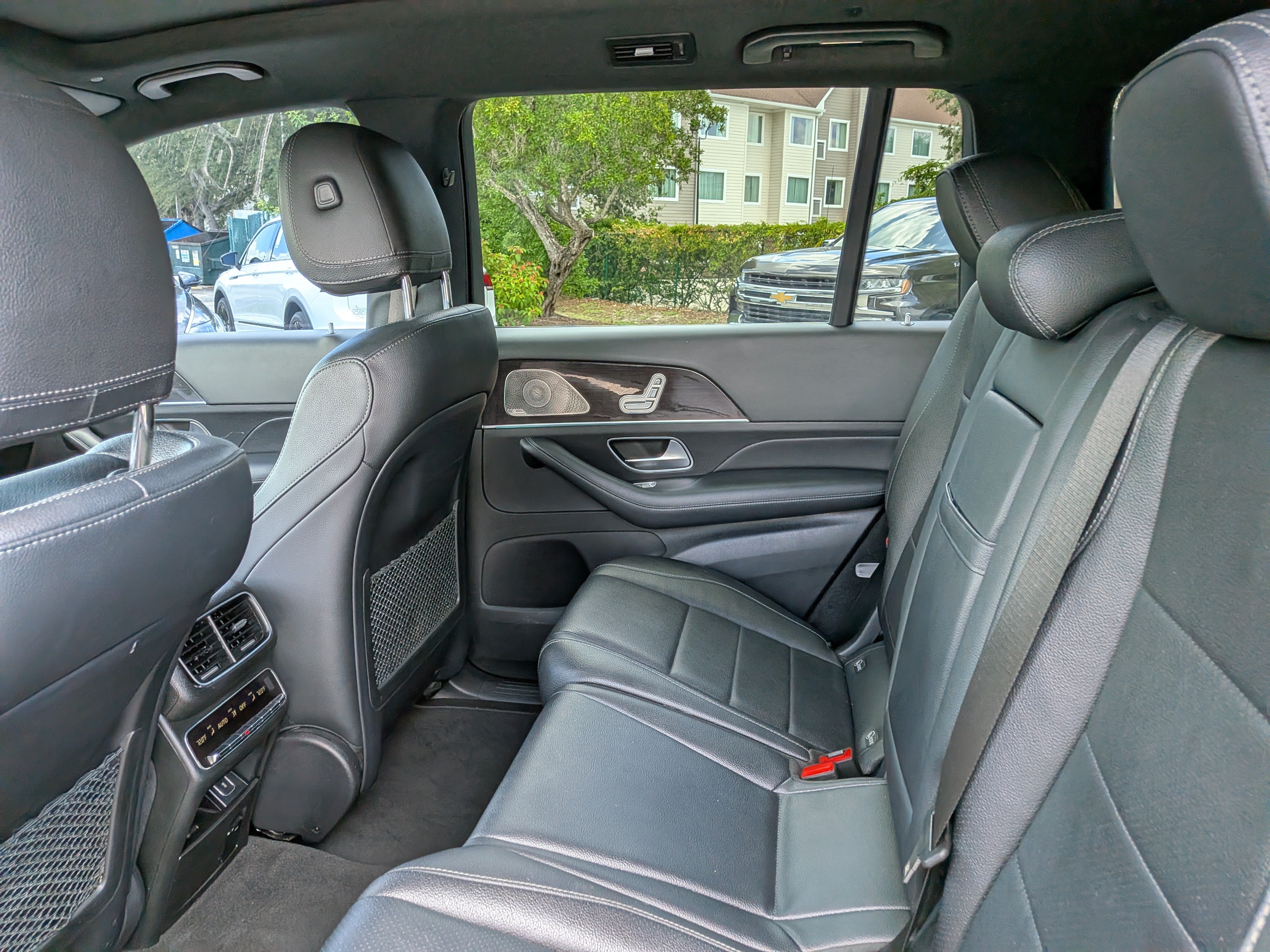 Used 2022 Mercedes-Benz GLS 450 4MATIC image 15