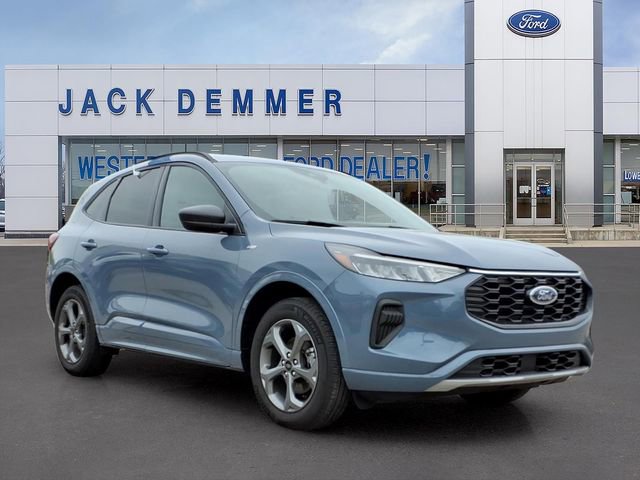 Certified 2024 Ford Escape ST-Line w/ Tech Pack #1 AWD/4WD image 1