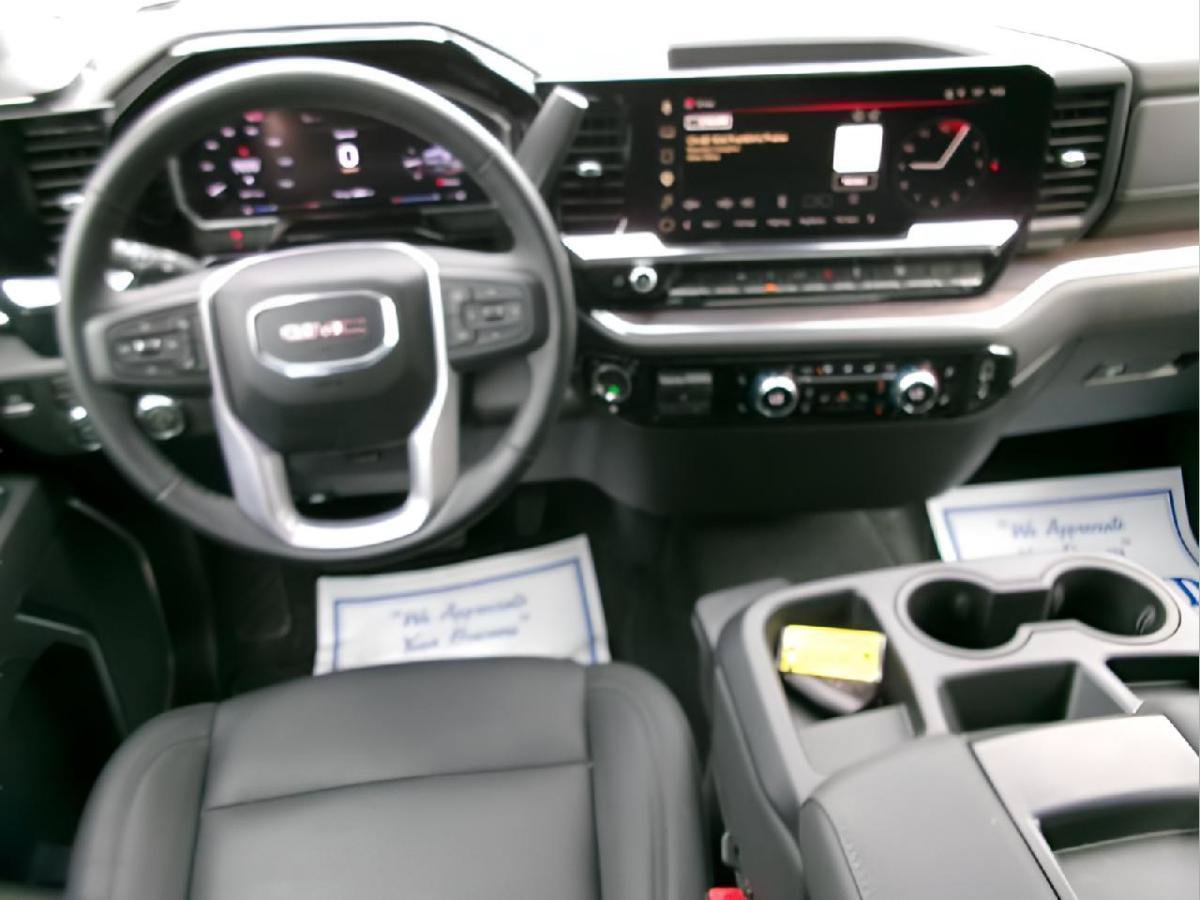 Used 2026 GMC Sierra 1500 SLT AWD/4WD image 11