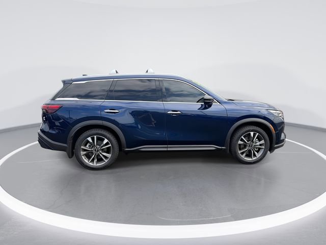 Used 2023 INFINITI QX60 Luxe w/ Cargo Package FWD image 9