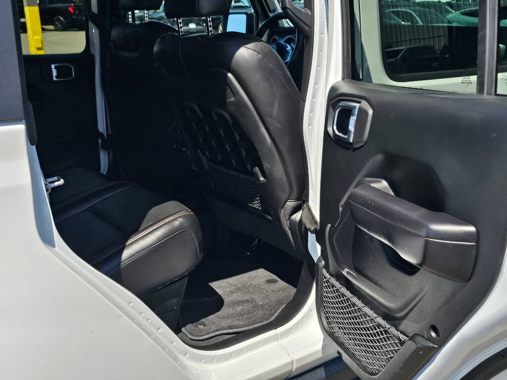 Used 2021 Jeep Gladiator Mojave AWD/4WD image 16