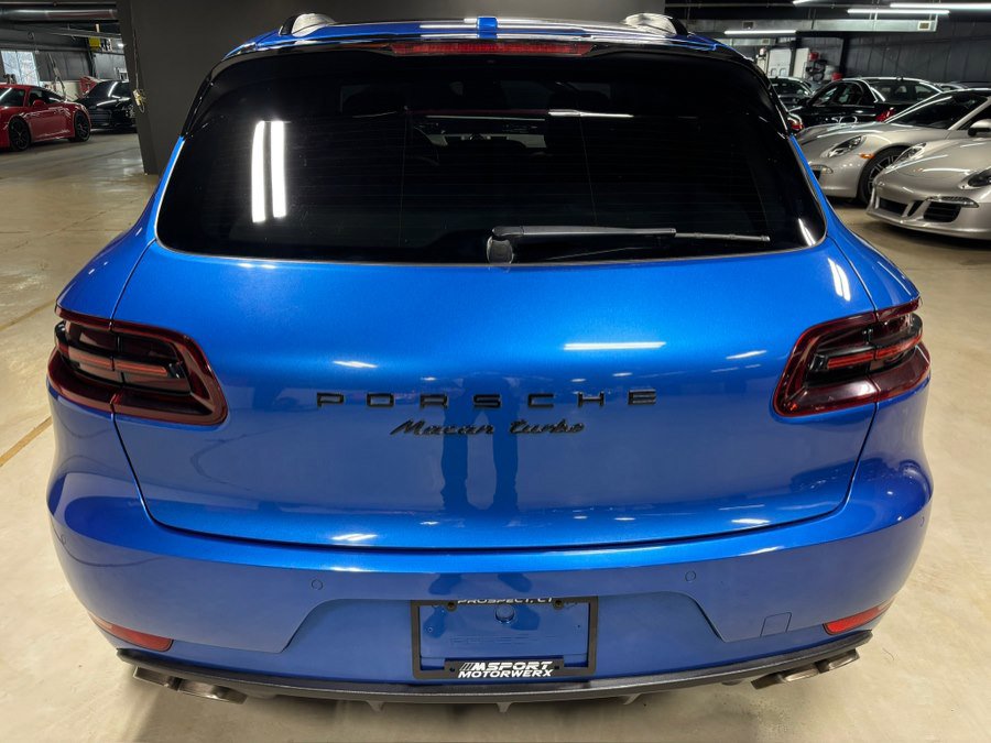 Used 2017 Porsche Macan Turbo AWD/4WD image 7