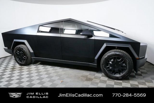 Used 2024 Tesla Cybertruck AWD Crew Cab image 2