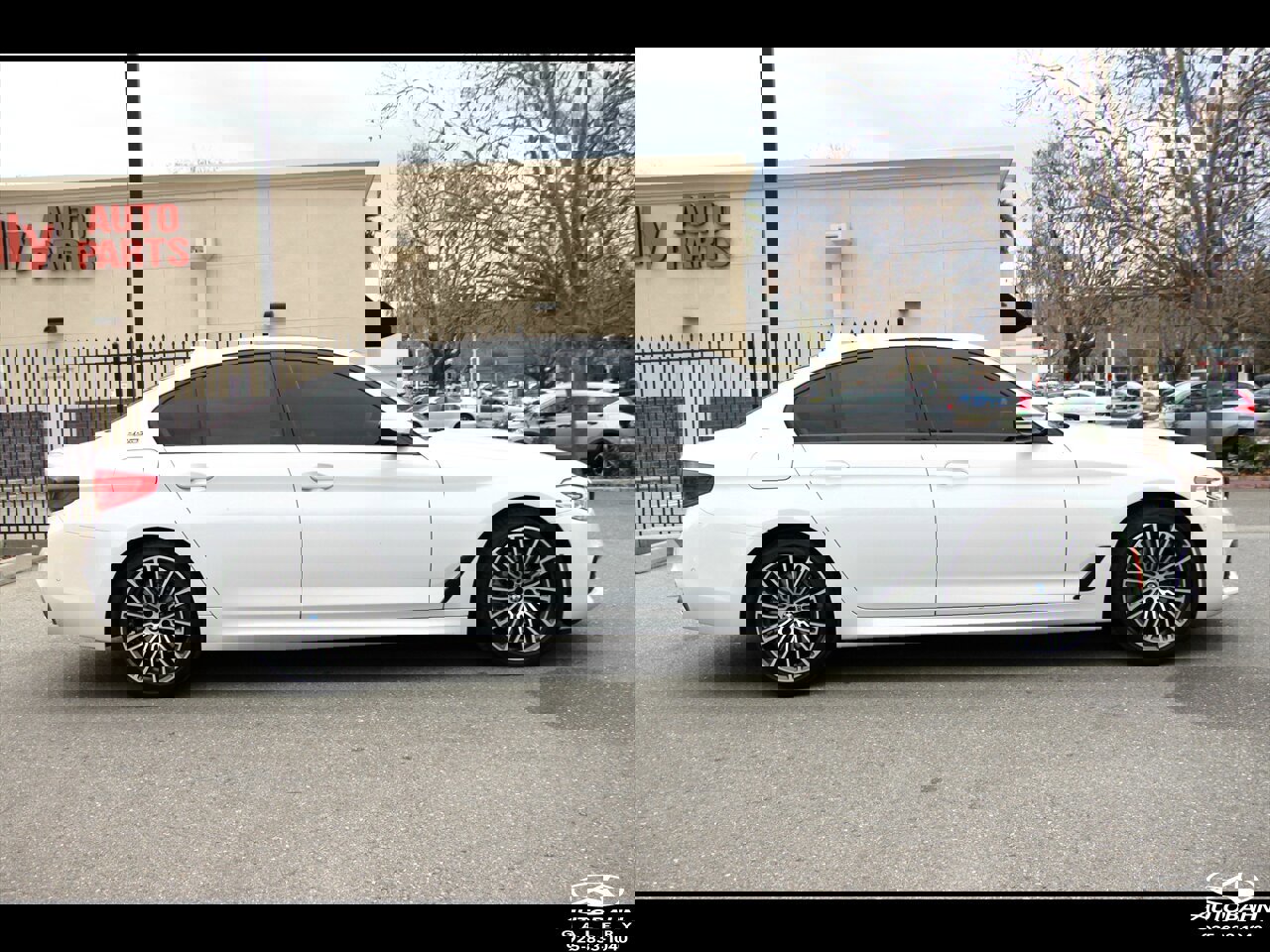 Used 2019 BMW 530e w/ M Sport Package image 6