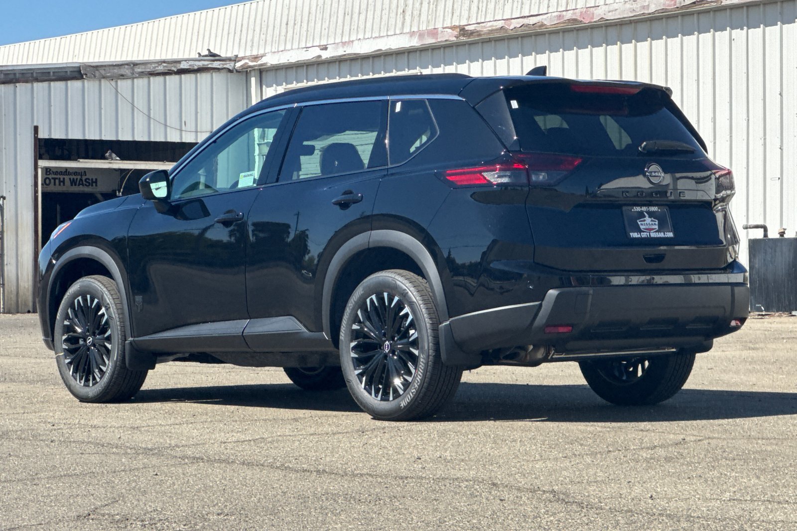 New 2026 Nissan Rogue Dark Armor FWD image 7