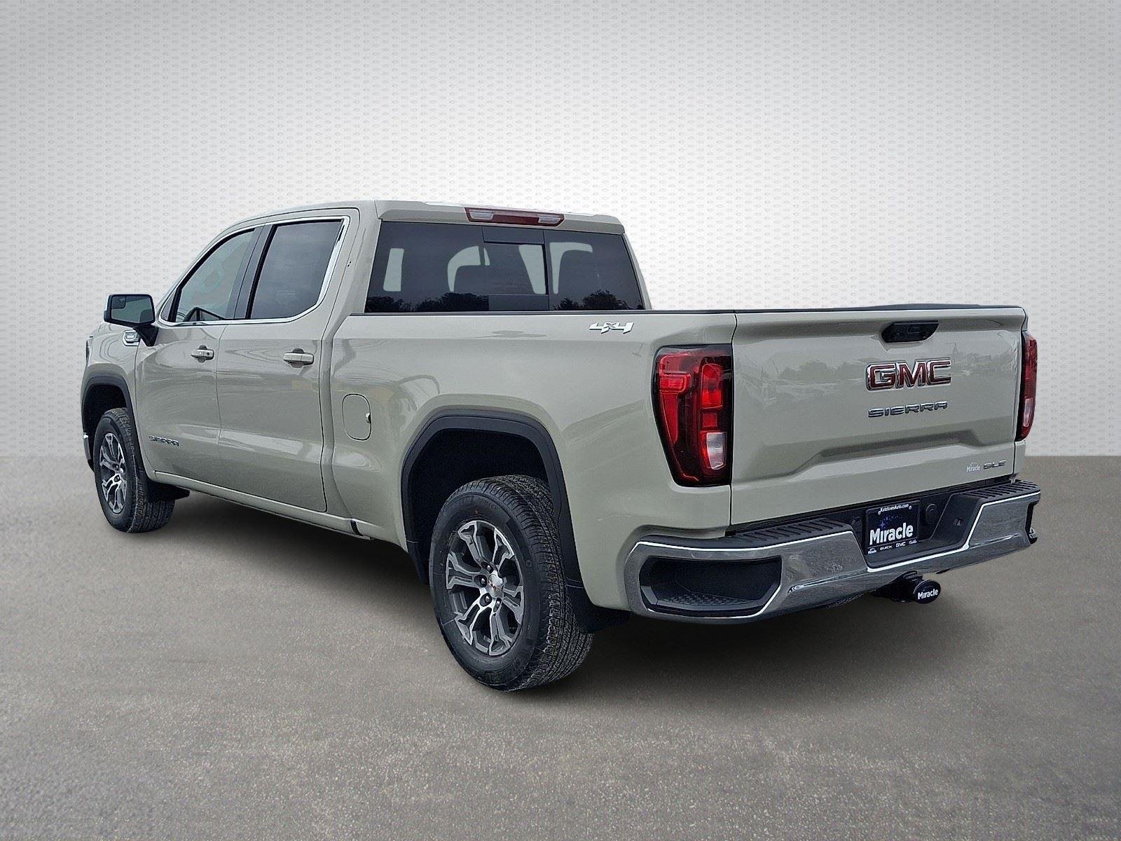 New 2026 GMC Sierra 1500 SLE w/ Preferred Package AWD/4WD image 3