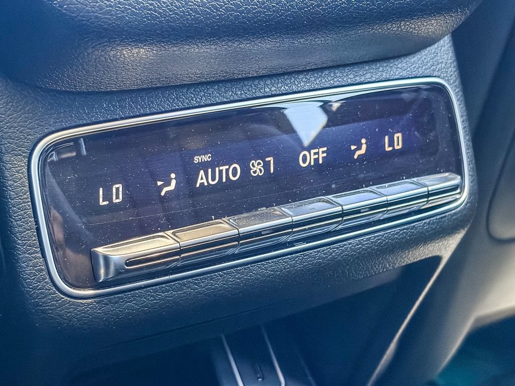 Used 2023 Mercedes-Benz GLS 450 4MATIC image 24