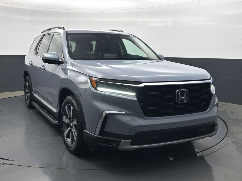Used 2024 Honda Pilot Elite image 2