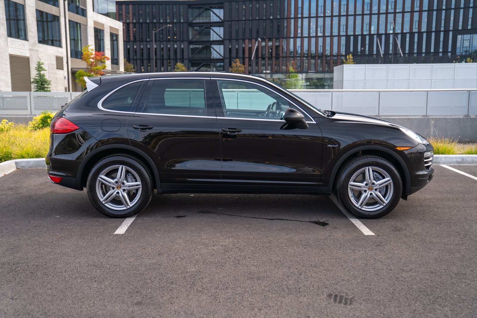 Certified 2014 Porsche Cayenne Diesel Platinum Edition AWD/4WD image 8