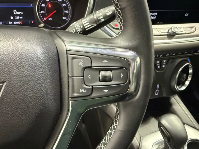 Used 2023 Chevrolet Blazer LT w/ Midnight/Sport Edition FWD image 17