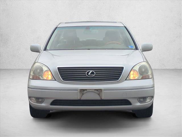 Used 2002 Lexus LS 430 RWD image 2