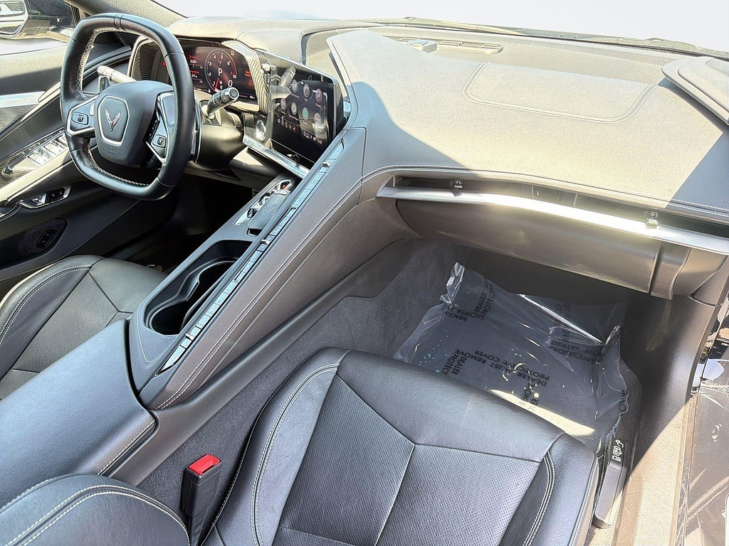 Used 2021 Chevrolet Corvette Stingray Preferred Conv w/ Z51 Performance Package RWD image 28