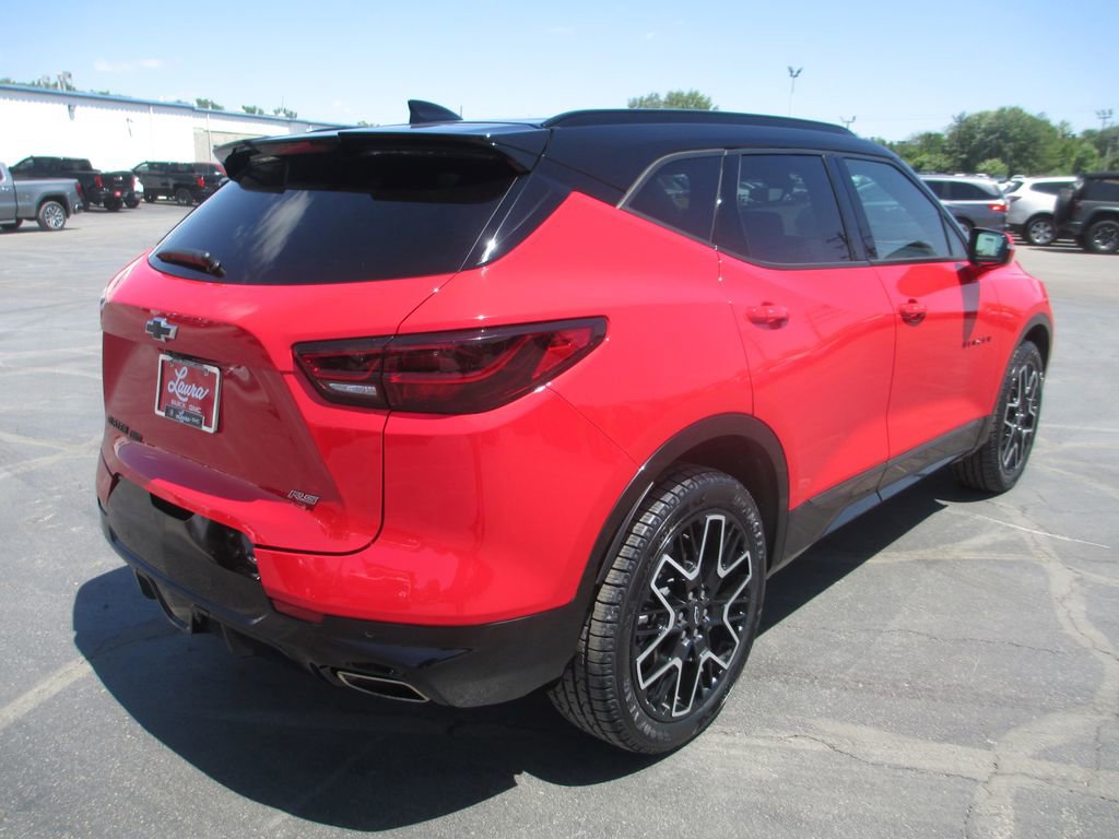 Used 2024 Chevrolet Blazer RS w/ Driver Confidence II Package AWD/4WD image 6