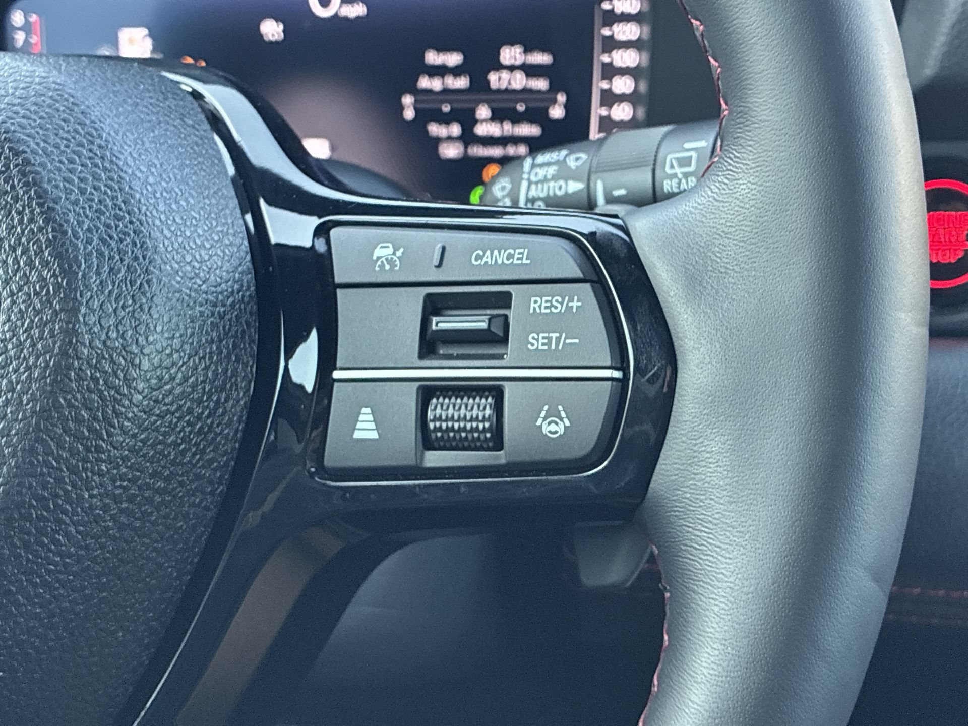 Certified 2025 Honda Pilot Black Edition image 27