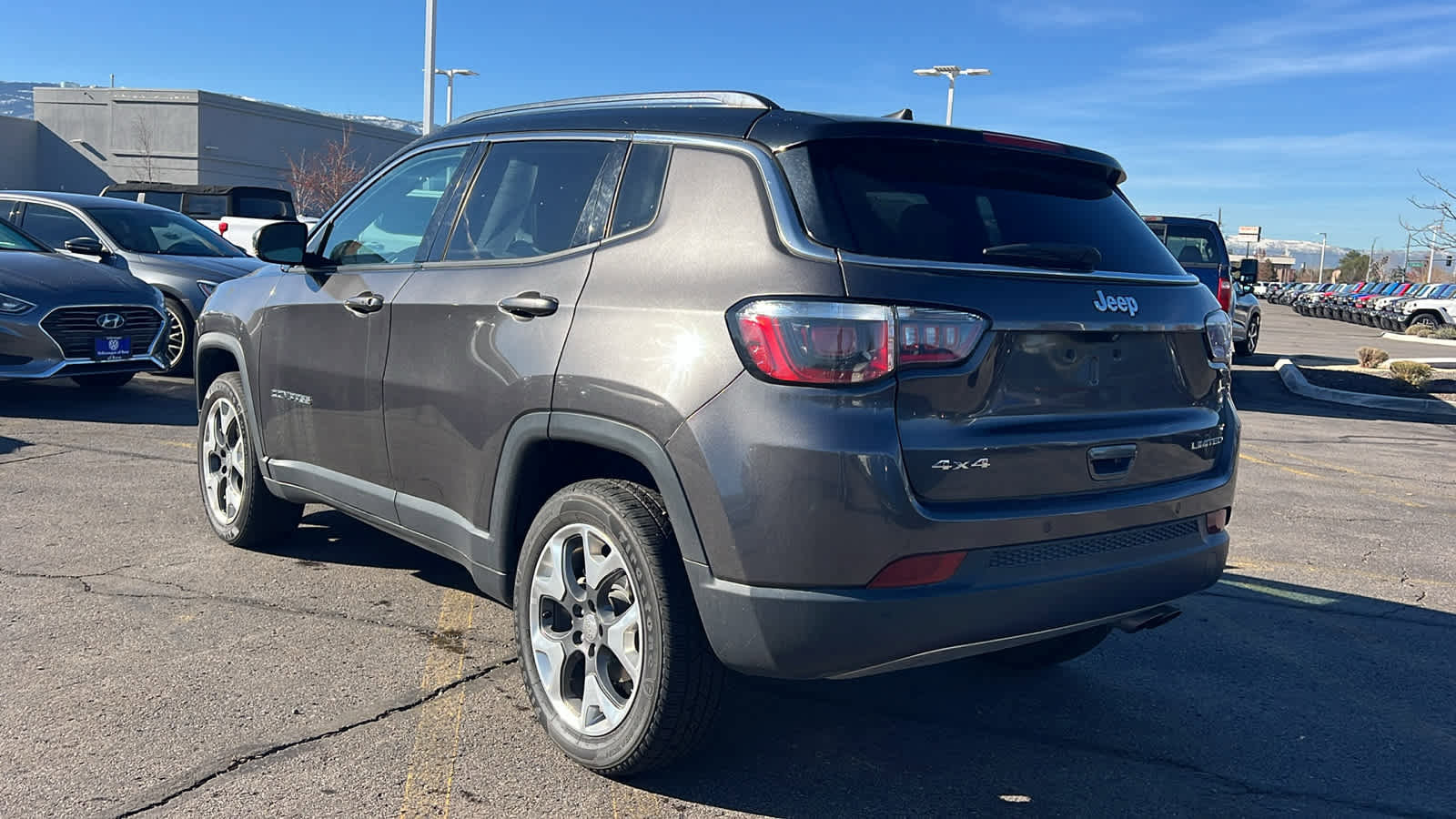 Used 2019 Jeep Compass Limited w/ Safety & Security Group image 7