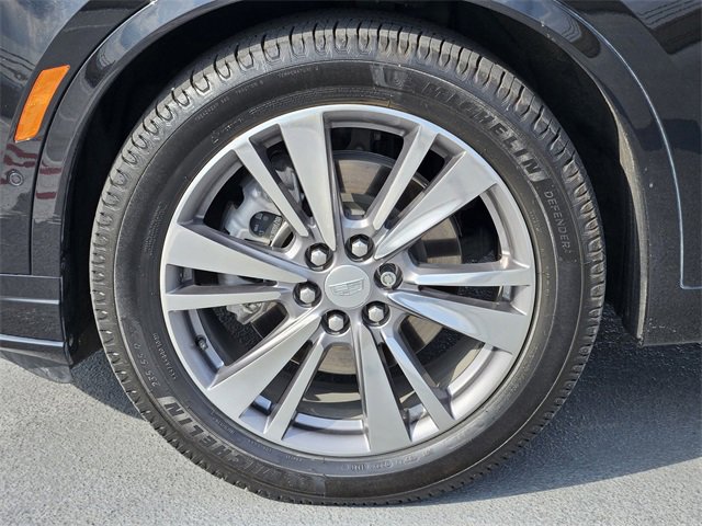 Used 2021 Cadillac XT6 Premium Luxury image 10