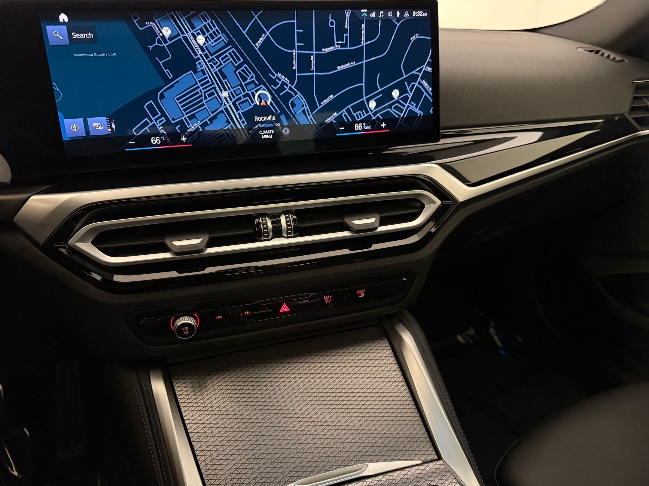 Used 2024 BMW M240i xDrive Coupe AWD/4WD image 18