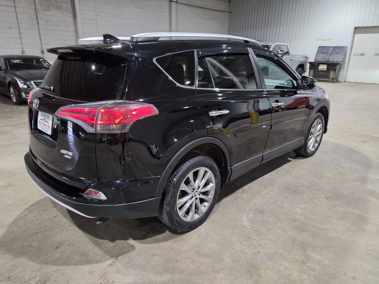 Used 2016 Toyota RAV4 Limited AWD/4WD image 11