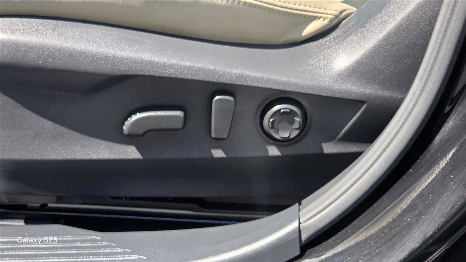 Used 2024 Subaru Legacy Limited AWD/4WD image 16
