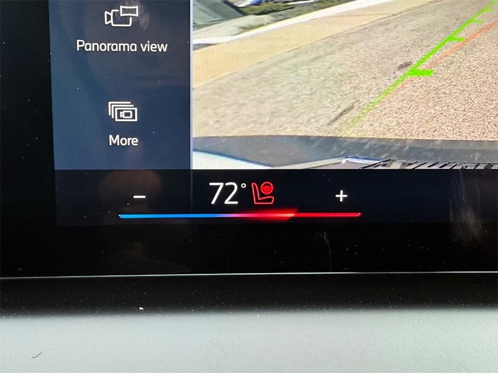 New 2025 BMW X3 xDrive30i w/ Premium Package image 16