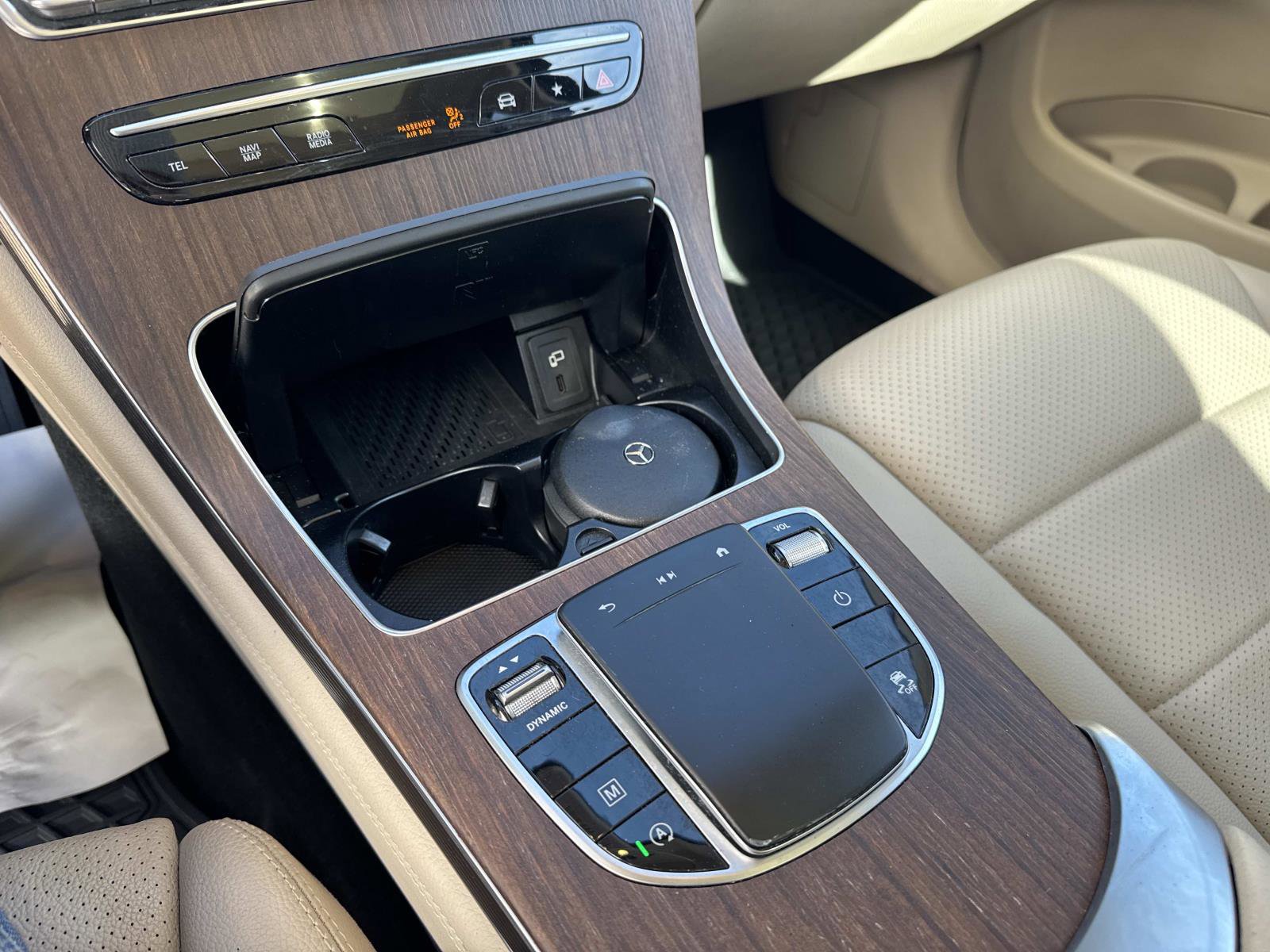 Used 2020 Mercedes-Benz GLC 300 image 25