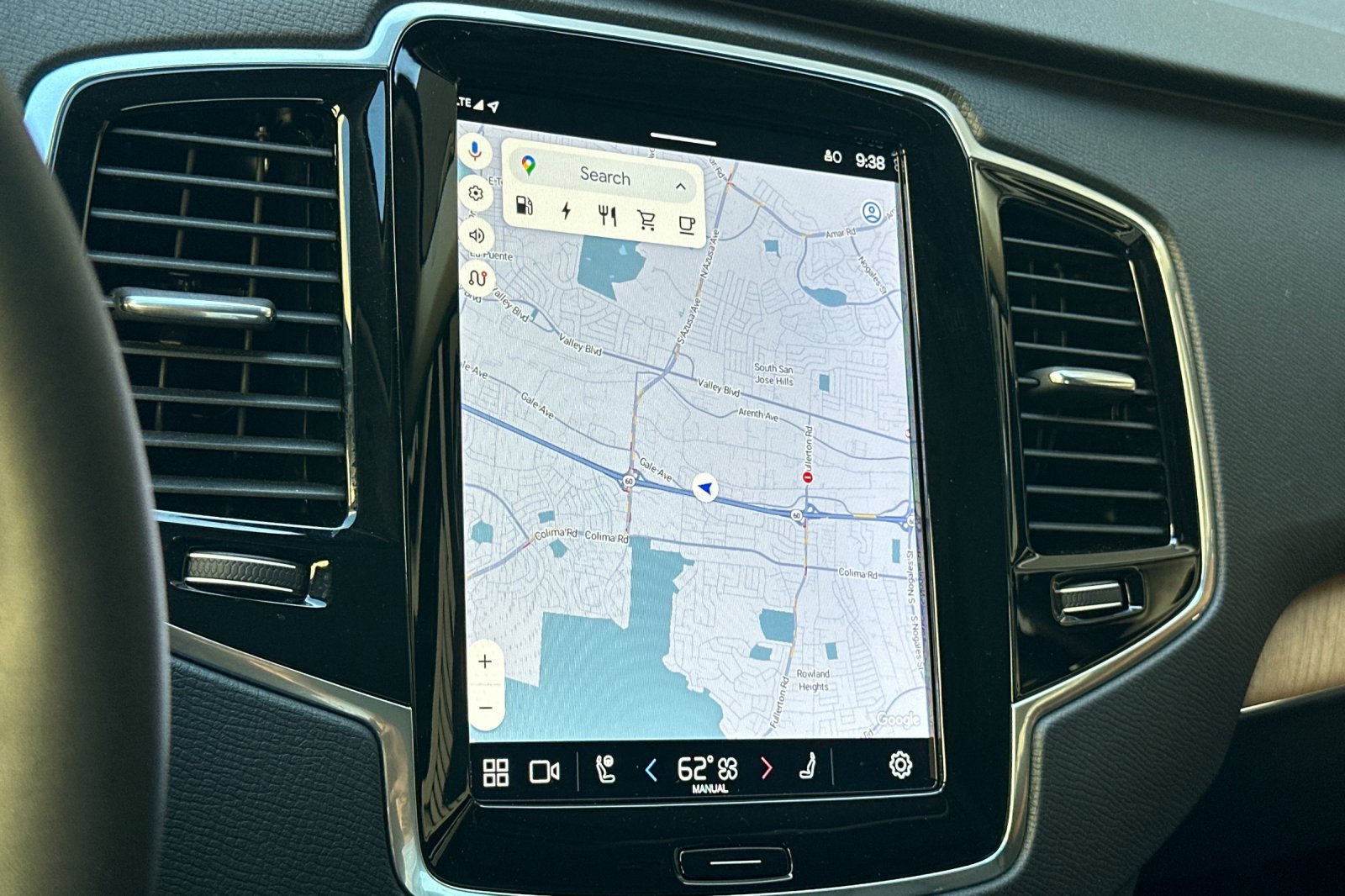 Used 2023 Volvo XC90 T8 Plus w/ Protection Package Premier image 22