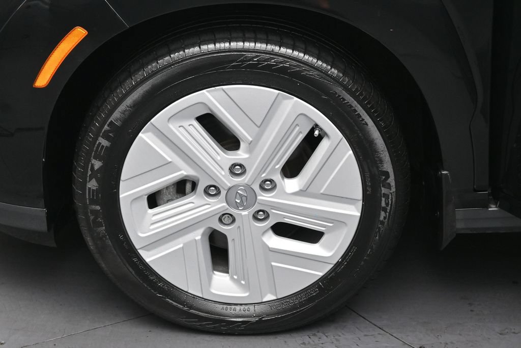 Used 2023 Hyundai Kona Limited FWD image 37