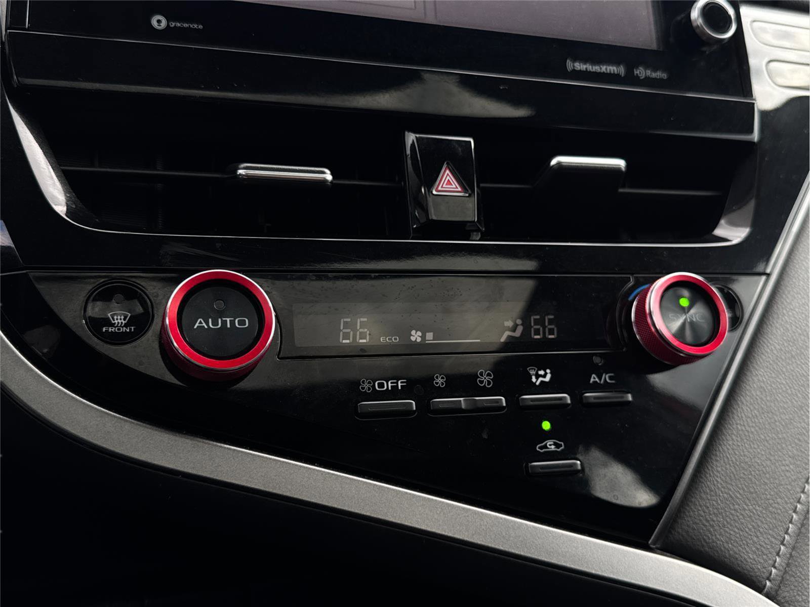 Used 2022 Toyota Camry SE w/ Audio Upgrade Package image 20